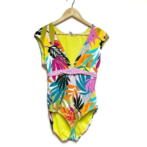 BLEU by Rod Beattie Wild at Heart MIO Floral Short Sleeve One Piece Swimsuit 14 - Picture 5 of 9